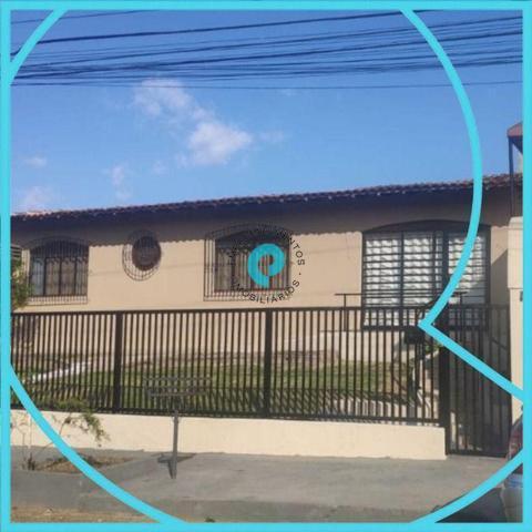 Casa à venda em Londrina, Hedy, com 3 quartos, com 180 m²