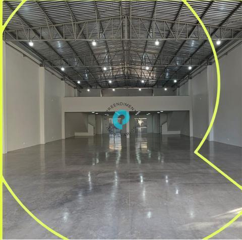 Barracão para alugar em Londrina, Jardim Londrilar, com 800 m²